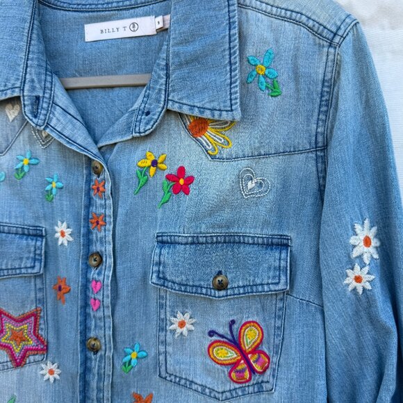 Billy T "Sketchbook" // Embroidered Button Down // Size M - Picture 4 of 6
